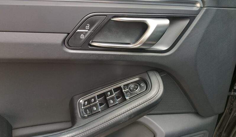 
								Porsche Macan 2.0 245cv pdk full									