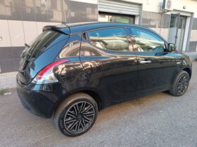 Lancia Ypsilon 1.0 firefly hybrid Gold s