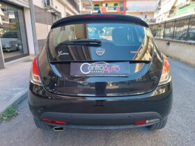 Lancia Ypsilon 1.0 firefly hybrid Gold s