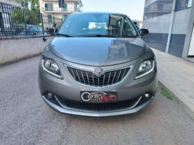Lancia Ypsilon 1.0 firefly hybrid Gold Plus