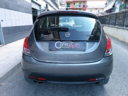 Lancia Ypsilon 1.0 firefly hybrid Gold Plus