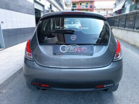Lancia Ypsilon 1.0 firefly hybrid Gold Plus